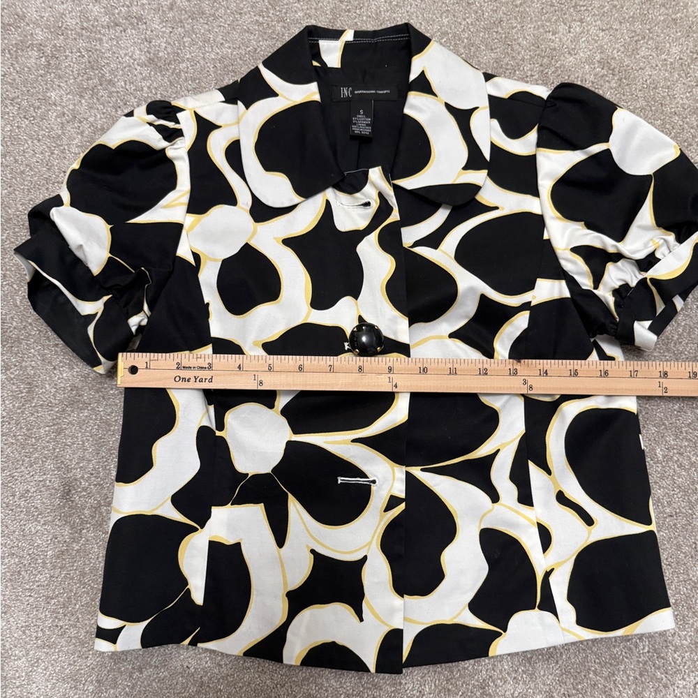 Vintage - I.N.C. Black and White Patterned Cropped Swing Jacket - size Small - Picture 8 of 10